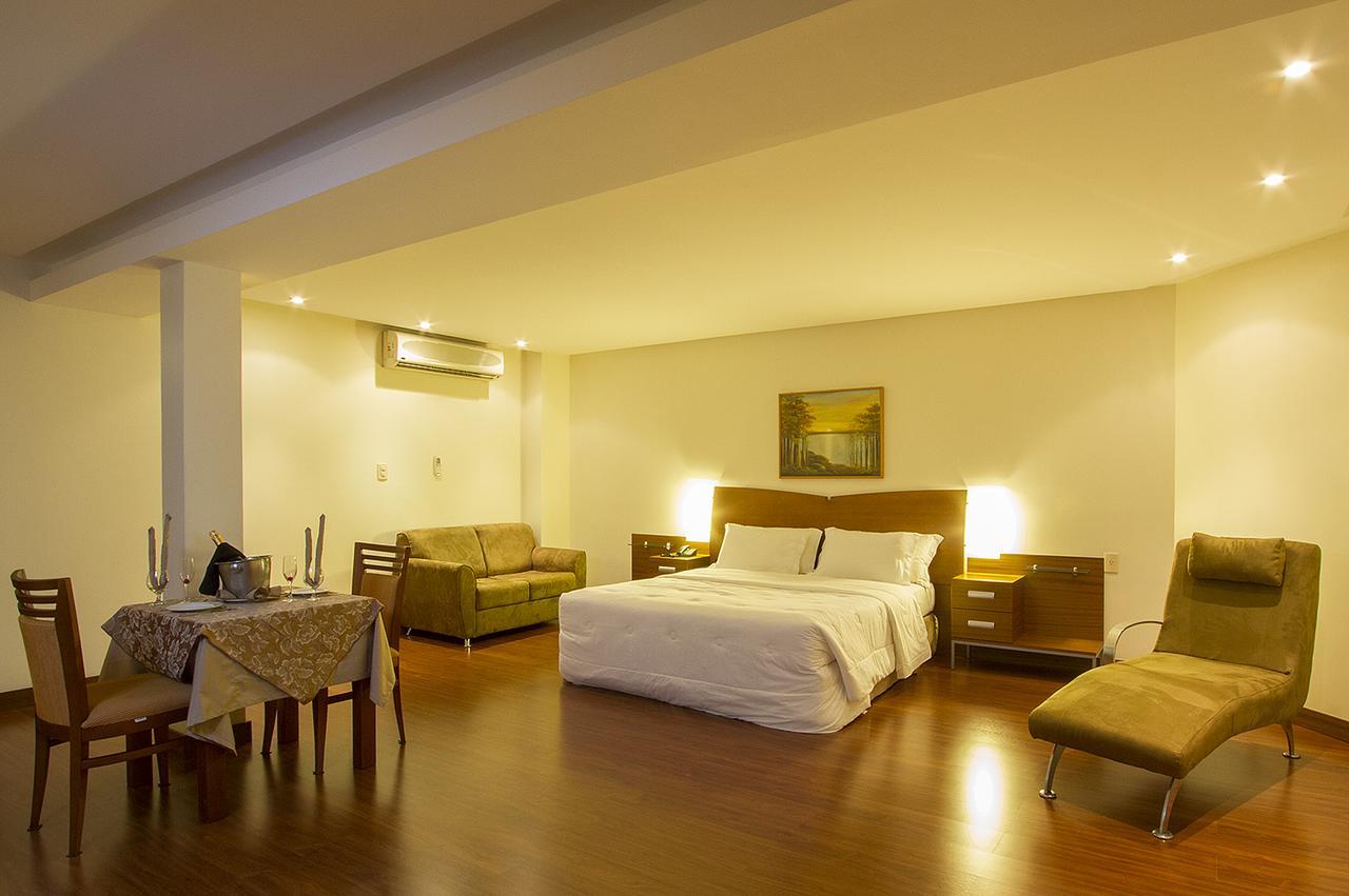 Master Plaza Hotel Барбасена Екстериор снимка
